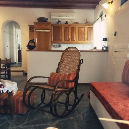Laggades Relaxing House Villa Tinos Exterior photo