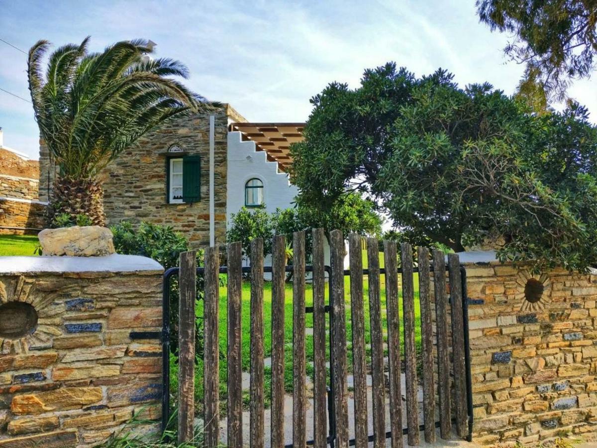 Laggades Relaxing House Villa Tinos Exterior photo
