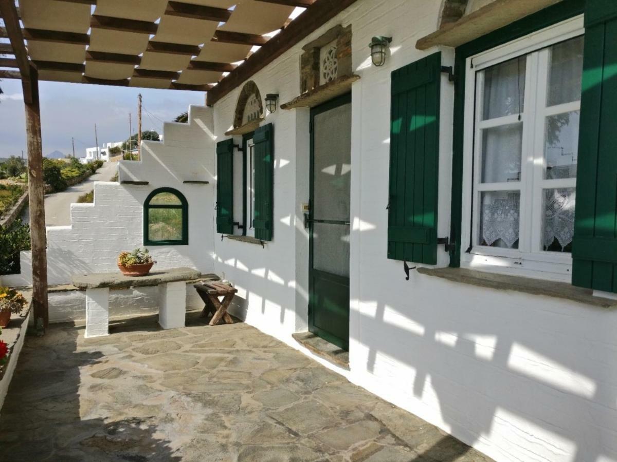 Laggades Relaxing House Villa Tinos Exterior photo